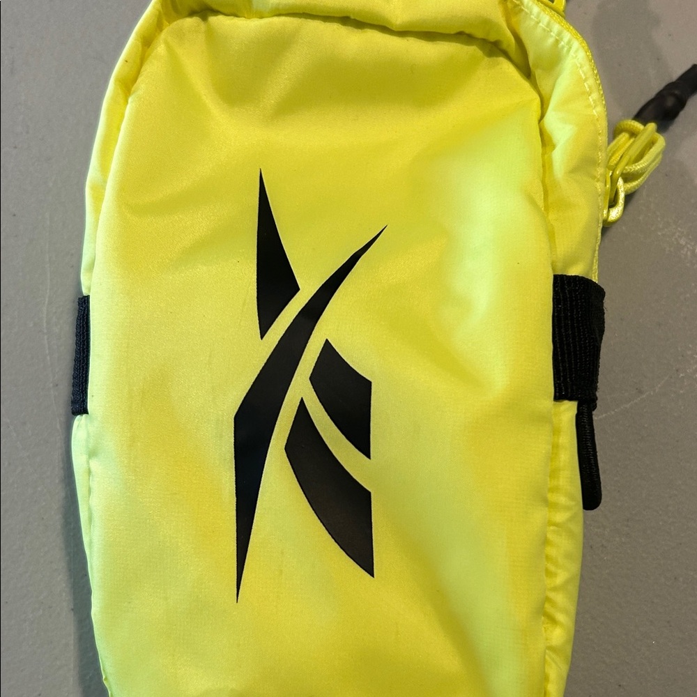 Reebok Yellow Crossbody Bag - Picture 2 of 6